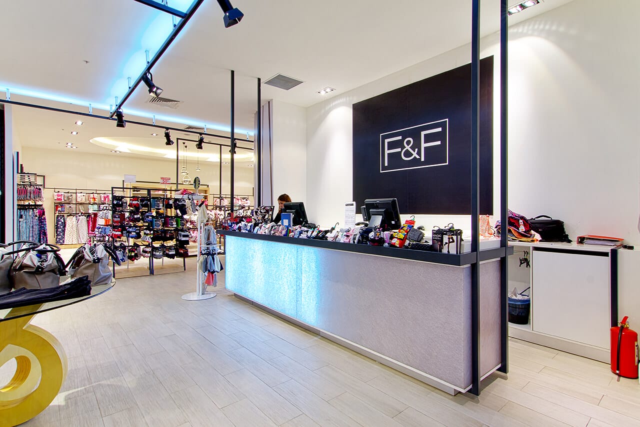 F&F